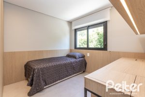 Apartamento à venda com 112m², 3 dormitórios, 3 suítes, 2 vagas, no bairro Cristal em Porto Alegre