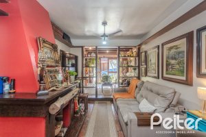 Casa em Condomínio à venda com 220m², 3 dormitórios, 1 suíte, 3 vagas, no bairro Ipanema em Porto Alegre