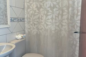 Casa à venda com 155m², 3 dormitórios, 3 vagas, no bairro Ipanema em Porto Alegre