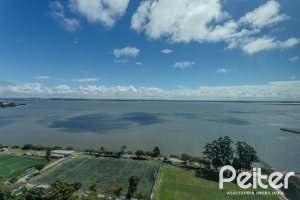 Comercial à venda com 40m², 1 vaga, no bairro Cristal em Porto Alegre