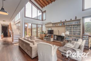 Casa em Condomínio à venda com 336m², 4 dormitórios, 4 suítes, 4 vagas, no bairro Terra Ville em PORTO ALEGRE