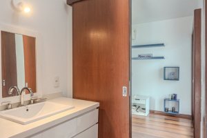 Casa em Condomínio à venda com 336m², 4 dormitórios, 4 suítes, 4 vagas, no bairro Terra Ville em PORTO ALEGRE