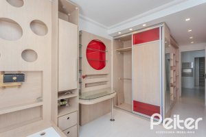 Casa à venda com 225m², 4 dormitórios, 4 suítes, 4 vagas, no bairro Espírito Santo em Porto Alegre