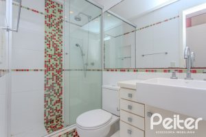Casa à venda com 225m², 4 dormitórios, 4 suítes, 4 vagas, no bairro Espírito Santo em Porto Alegre