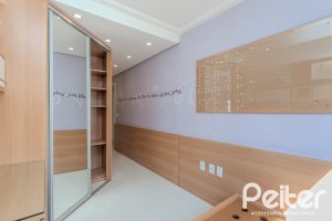 Casa à venda com 225m², 4 dormitórios, 4 suítes, 4 vagas, no bairro Espírito Santo em Porto Alegre