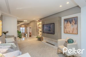 Casa à venda com 265m², 3 dormitórios, 3 suítes, 4 vagas, no bairro Ipanema em Porto Alegre