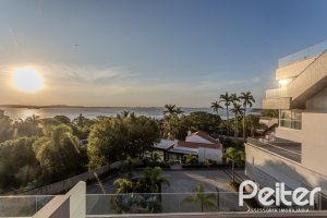 Apartamento à venda com 193m², 3 dormitórios, 3 suítes, 4 vagas, no bairro Tristeza em Porto Alegre