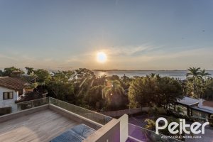 Apartamento à venda com 193m², 3 dormitórios, 3 suítes, 4 vagas, no bairro Tristeza em Porto Alegre