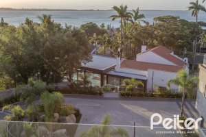 Apartamento à venda com 193m², 3 dormitórios, 3 suítes, 4 vagas, no bairro Tristeza em Porto Alegre