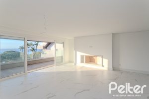 Apartamento à venda com 193m², 3 dormitórios, 3 suítes, 4 vagas, no bairro Tristeza em Porto Alegre