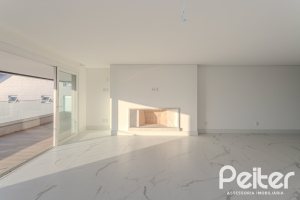 Apartamento à venda com 193m², 3 dormitórios, 3 suítes, 4 vagas, no bairro Tristeza em Porto Alegre