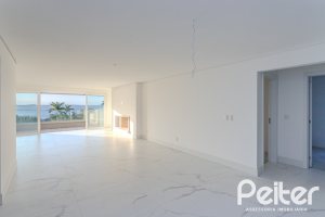 Apartamento à venda com 193m², 3 dormitórios, 3 suítes, 4 vagas, no bairro Tristeza em Porto Alegre