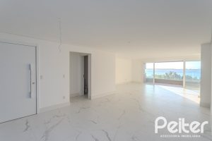 Apartamento à venda com 193m², 3 dormitórios, 3 suítes, 4 vagas, no bairro Tristeza em Porto Alegre