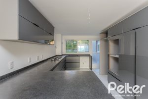 Apartamento à venda com 193m², 3 dormitórios, 3 suítes, 4 vagas, no bairro Tristeza em Porto Alegre