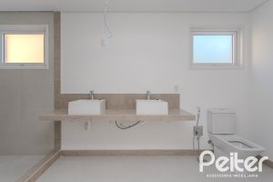 Apartamento à venda com 193m², 3 dormitórios, 3 suítes, 4 vagas, no bairro Tristeza em Porto Alegre