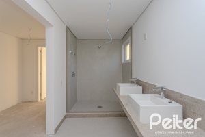 Apartamento à venda com 193m², 3 dormitórios, 3 suítes, 4 vagas, no bairro Tristeza em Porto Alegre