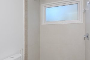 Apartamento à venda com 193m², 3 dormitórios, 3 suítes, 4 vagas, no bairro Tristeza em Porto Alegre