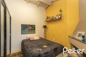 Casa à venda com 182m², 4 dormitórios, 3 suítes, 4 vagas, no bairro Espírito Santo em Porto Alegre