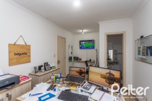 Casa à venda com 182m², 4 dormitórios, 3 suítes, 4 vagas, no bairro Espírito Santo em Porto Alegre