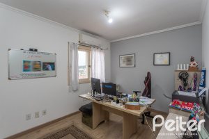Casa à venda com 182m², 4 dormitórios, 3 suítes, 4 vagas, no bairro Espírito Santo em Porto Alegre