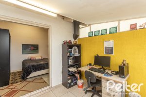 Casa à venda com 182m², 4 dormitórios, 3 suítes, 4 vagas, no bairro Espírito Santo em Porto Alegre