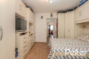 Casa à venda com 212m², 3 dormitórios, 1 suíte, 2 vagas, no bairro Ipanema em Porto Alegre