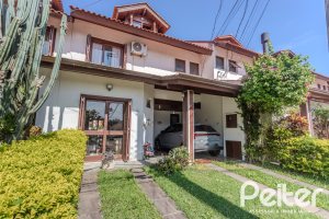 Casa em Condomínio à venda com 175m², 3 dormitórios, 1 suíte, 2 vagas, no bairro Ipanema em PORTO ALEGRE