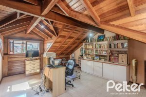 Casa em Condomínio à venda com 175m², 3 dormitórios, 1 suíte, 2 vagas, no bairro Ipanema em PORTO ALEGRE