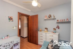 Casa em Condomínio à venda com 175m², 3 dormitórios, 1 suíte, 2 vagas, no bairro Ipanema em PORTO ALEGRE