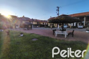 Casa em Condomínio à venda com 96m², 3 dormitórios, 2 vagas, no bairro Hípica em Porto Alegre