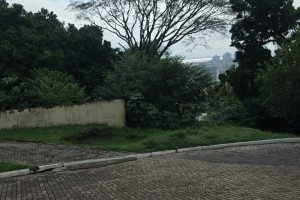 Terreno em condomínio à venda, no bairro Nonoai em Porto Alegre