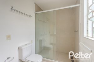 Casa à venda com 150m², 3 dormitórios, 1 suíte, 3 vagas, no bairro Vila Assunção em Porto Alegre