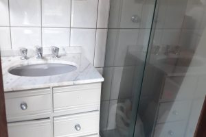 Apartamento à venda com 95m², 3 dormitórios, 1 suíte, 1 vaga, no bairro Tristeza em Porto Alegre