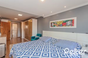 Casa à venda com 227m², 3 dormitórios, 3 suítes, 2 vagas, no bairro Espírito Santo em Porto Alegre