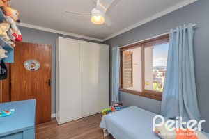 Casa à venda com 227m², 3 dormitórios, 3 suítes, 2 vagas, no bairro Espírito Santo em Porto Alegre