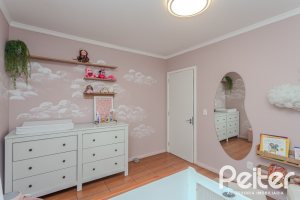 Casa em Condomínio à venda com 189m², 3 dormitórios, 1 suíte, 2 vagas, no bairro Jardim Isabel em Porto Alegre