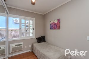 Casa em Condomínio à venda com 189m², 3 dormitórios, 1 suíte, 2 vagas, no bairro Jardim Isabel em Porto Alegre