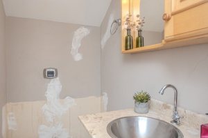 Casa em Condomínio à venda com 189m², 3 dormitórios, 1 suíte, 2 vagas, no bairro Jardim Isabel em Porto Alegre