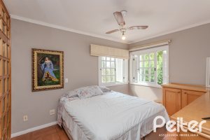 Casa em Condomínio à venda com 189m², 3 dormitórios, 1 suíte, 2 vagas, no bairro Jardim Isabel em Porto Alegre