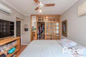 Casa em Condomínio à venda com 189m², 3 dormitórios, 1 suíte, 2 vagas, no bairro Jardim Isabel em Porto Alegre