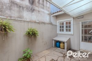 Casa em Condomínio à venda com 189m², 3 dormitórios, 1 suíte, 2 vagas, no bairro Jardim Isabel em Porto Alegre