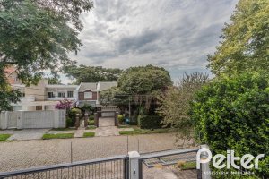 Casa em Condomínio à venda com 189m², 3 dormitórios, 1 suíte, 2 vagas, no bairro Jardim Isabel em Porto Alegre