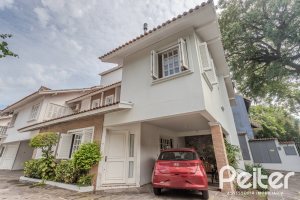 Casa em Condomínio à venda com 189m², 3 dormitórios, 1 suíte, 2 vagas, no bairro Jardim Isabel em Porto Alegre