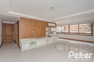 Apartamento à venda com 133m², 3 dormitórios, 1 suíte, 3 vagas, no bairro Tristeza em PORTO ALEGRE