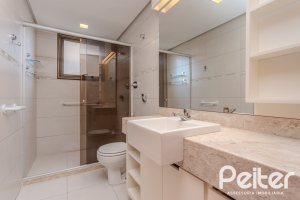 Apartamento à venda com 133m², 3 dormitórios, 1 suíte, 3 vagas, no bairro Tristeza em PORTO ALEGRE
