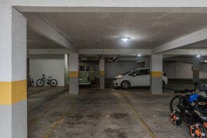 Apartamento à venda com 133m², 3 dormitórios, 1 suíte, 3 vagas, no bairro Tristeza em PORTO ALEGRE