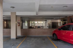 Apartamento à venda com 133m², 3 dormitórios, 1 suíte, 3 vagas, no bairro Tristeza em PORTO ALEGRE