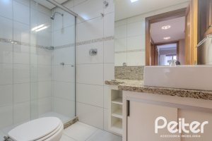 Apartamento à venda com 133m², 3 dormitórios, 1 suíte, 3 vagas, no bairro Tristeza em PORTO ALEGRE