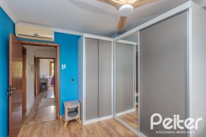 Casa em Condomínio à venda com 404m², 3 dormitórios, 1 suíte, 2 vagas, no bairro Cristal em PORTO ALEGRE