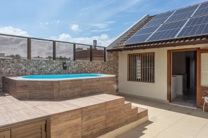 Casa à venda com 237m², 3 dormitórios, 3 suítes, 2 vagas, no bairro Tristeza em Porto Alegre